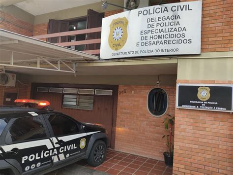 Polícia Civil do RS on Twitter Em Santa Maria na Vila Carolina