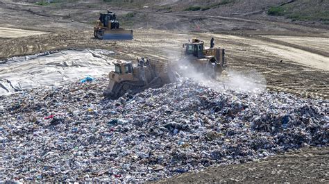 Federal Regulations Fail To Contain Methane Emissions From Landfills