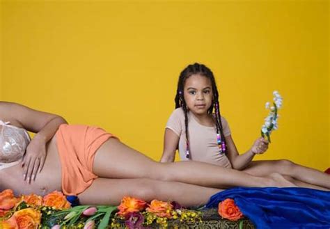 Pregnant Beyonce Goes NAKED For An Underwater Photoshoot View Pics Bollywood News Gossip