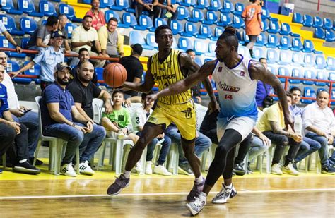 Gaiteros Vuelve Al Triunfo Con Un Clark Estelar Ante Toros Diario