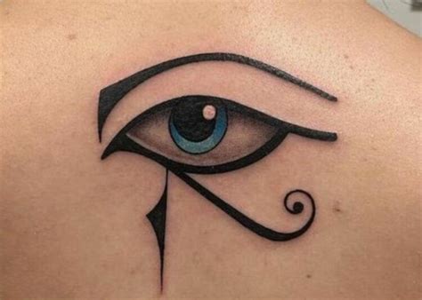 7 Ideas Para Tatuajes De Proteccion Y Buena Suerte Celebrity Land