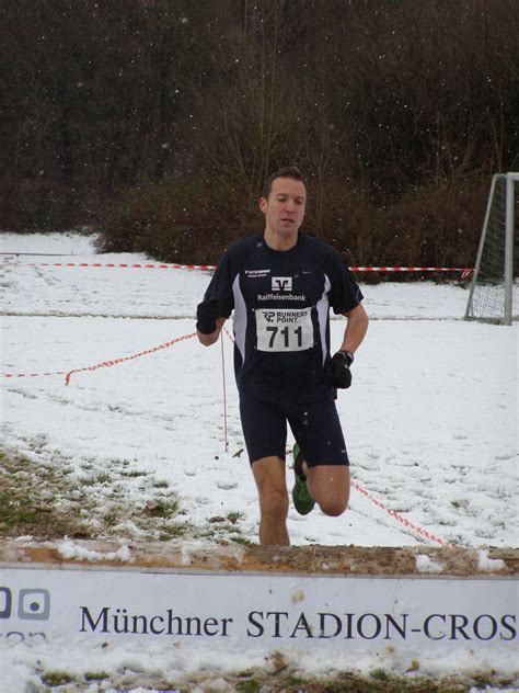 Tobias Gr Bl Siegt Zum Vierten Mal Beim M Nchner Stadion Cross Donauw Rth