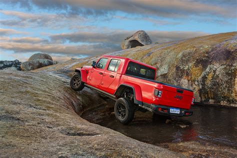 Lan Amento Jeep Gladiator Picape Do Wrangler Que Encara Qualquer