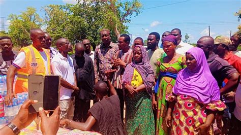 Bawumia Donates Relief Items To Flood Victims In Buipe Prime News Ghana