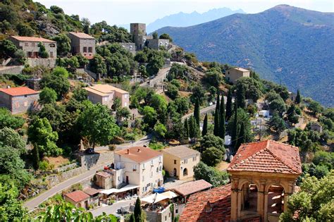 10 Beaches and Picturesque Villages in Corsica - Discover the Real ...