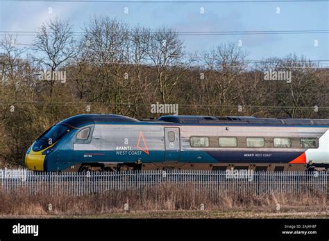 Class 390 train hi-res stock photography and images - Alamy