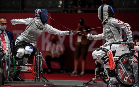 Bebe Vio Medaglia D Oro Nel Fioretto Alle Paralimpiadi Di Tokyo Dire It