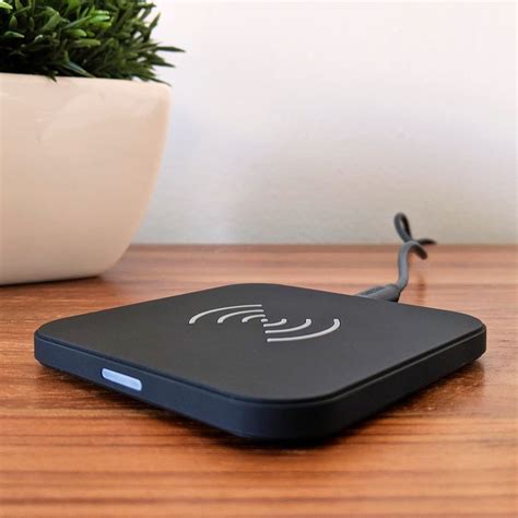 Choetech Fast Wireless Charging Pad Review Cut The Cord