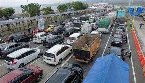 Cuaca Buruk Pelabuhan Gilimanuk Tutup Sementara Bagian 3