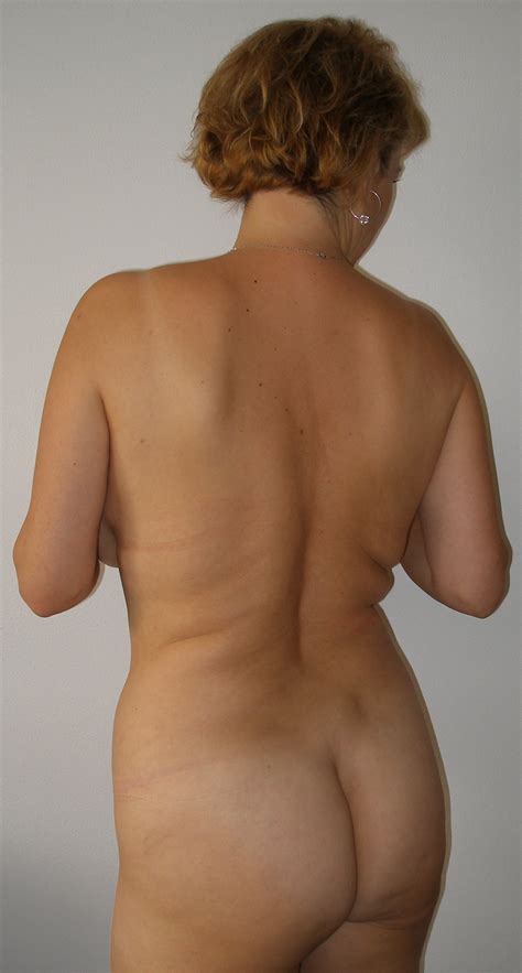 Amateur Wife With Big Breasts Erotic Beauties