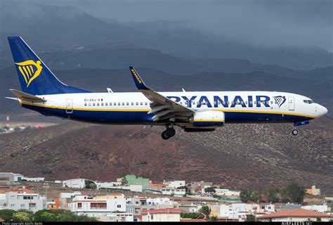 Ryanair Boeing Ng Max Ei Gxj Photo Airfleets Aviation