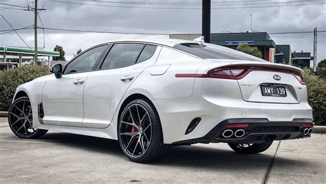 Kia Stinger White Avant Garde M580 Wheel Wheel Front