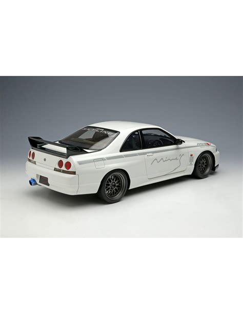 Voiture Miniature Nissan Mine S Skyline GT R BNR34 V Spec N1 2012