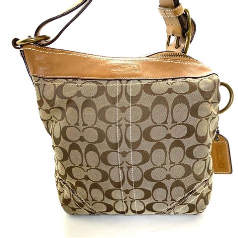 Coach Signature Purse With Leather Shoulder Strap - Gem