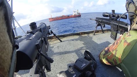 Intervento Di Nave Comandante Borsini Nel Golfo Di Guinea In Soccorso