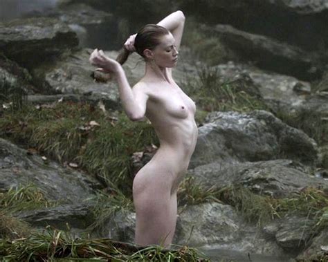 Alyssa Sutherland Nude Vikings Witch Showed Her Pussy Scandal