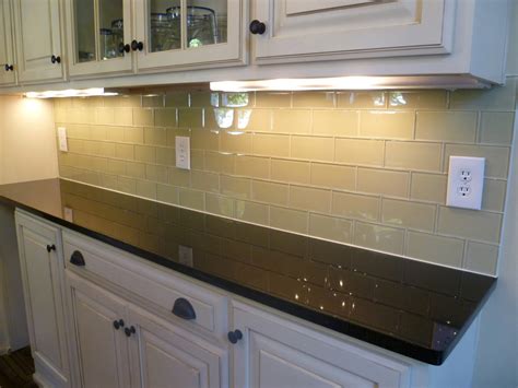 Glass Subway Backsplash Kitchens Things In The Kitchen