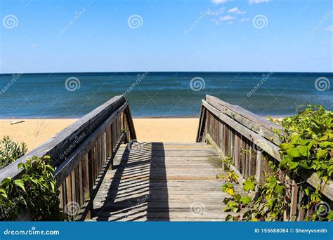 Walkway To Ocean View Beach in Norfolk, VA Stock Photo - Image of ocean ...
