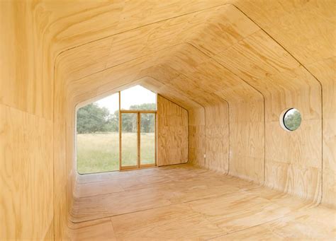 Living In Cardboard The Adaptable Wikkelhouse Dwelling Can Be Built In