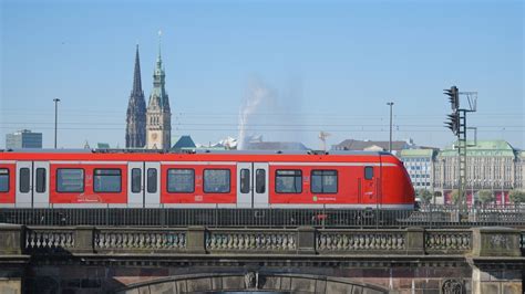 S Bahn Hamburg Neue Z Ge Von Alstom Eisenbahnjournal Zughalt De