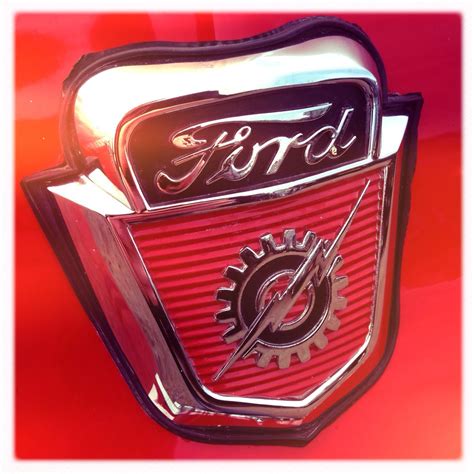 Ford F100 Emblem Super Classic Cars Muscle American Classic Cars