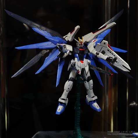 Figure And Collection Rg Freedom Gundam