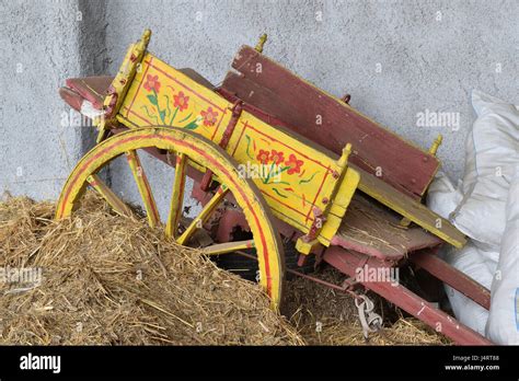 Traditionelle Sizilianische Kutsche Fotos Und Bildmaterial In Hoher