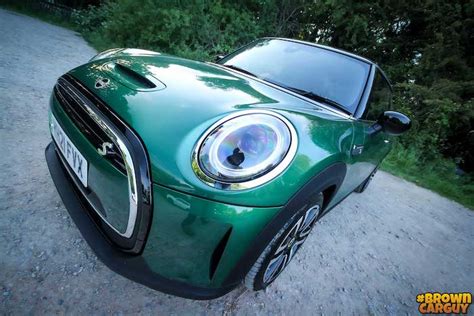 2021 Mini Electric Review - Free Car Mag