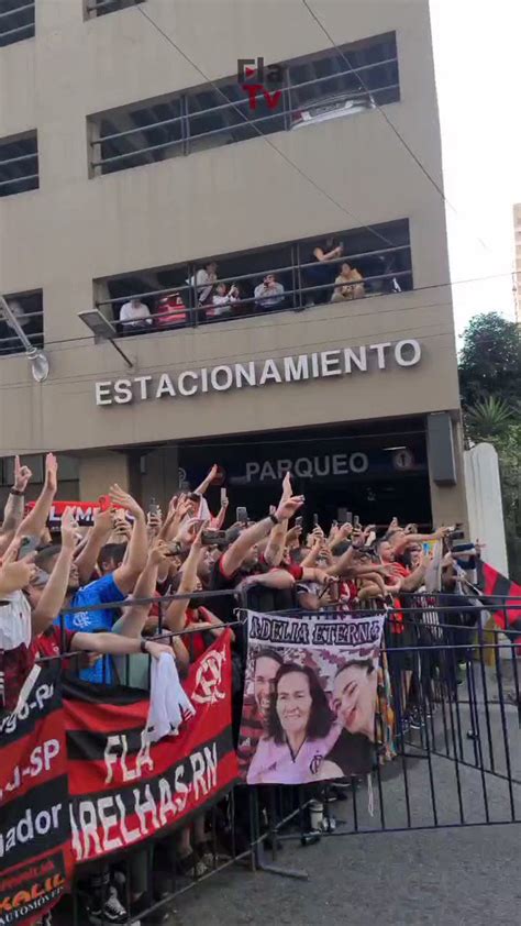 Flamengo On Twitter Confira A Chegada Do Meng O Ao Hotel A Final Da