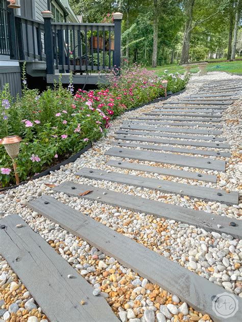 Easy Diy Pallet Walkway Happily Ever After Etc