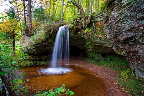 Of The Best Waterfalls In Michigan Usa Flavorverse