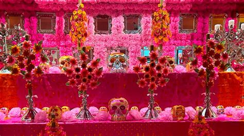 Altar De Muertos Del Palacio De Iturbide La Espectacular Ofrenda De