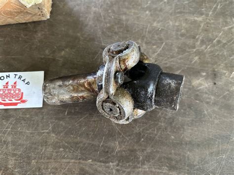 Nos 1934 1936 Chevy Universal Joint U Joint U Joint Iron Trap Garage