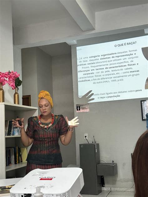 Em Maringá palestra aborda impactos do racismo estrutural e injúria