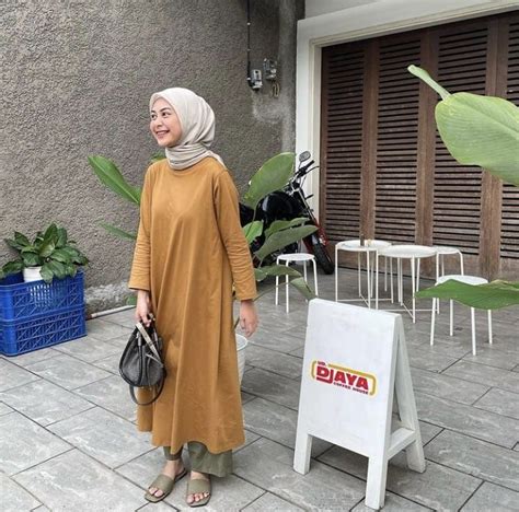 Pin Oleh Rahma Ning Tyas Di Fashion Olshop Gaya Chic Gaya Hijab