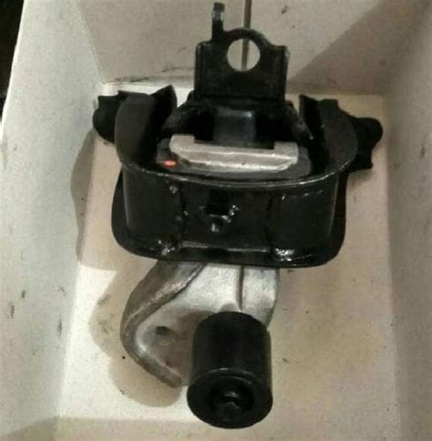 Jual Engine Mounting Dudukan Mesin Kanan Vios Tahun Di