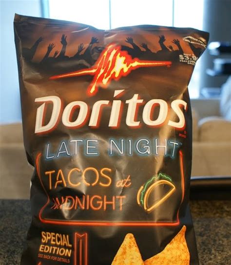 Snack Overload!: Dorito's Late Night: Tacos at Midnight!