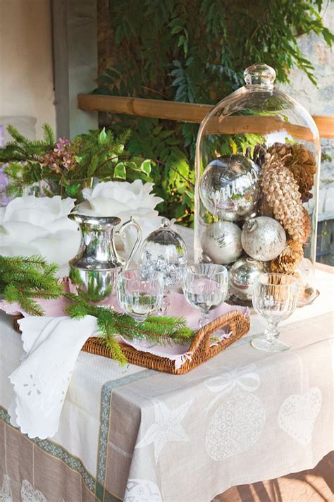 French Country Cottage With Christmas Decor Home Bunch Interior