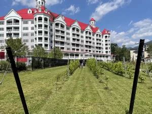 Review of RiverWalk Resort at Loon Mountain - My Traveling Kids