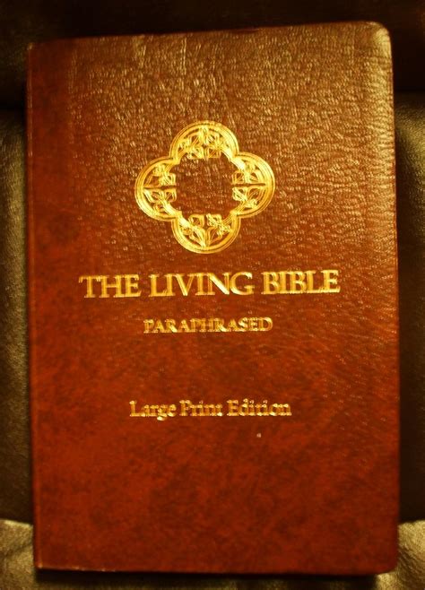 The Living Bible Large Print Edition 9780842323543 Books