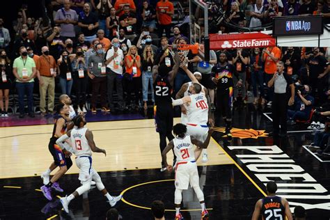 Deandre Ayton S Injury Status For Suns Mavs Game Fastbreak On Fannation