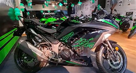 Here S Everything You Should Know About The Kawasaki Ninja 300