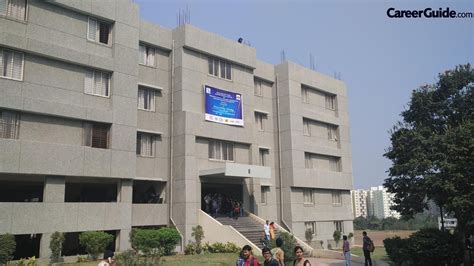 Top 5 Engineering Colleges In Pune Careerguide Engineering Colleges