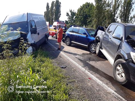 Accident în lanț pe o șosea din Timiș cu patru autovehicule implicate