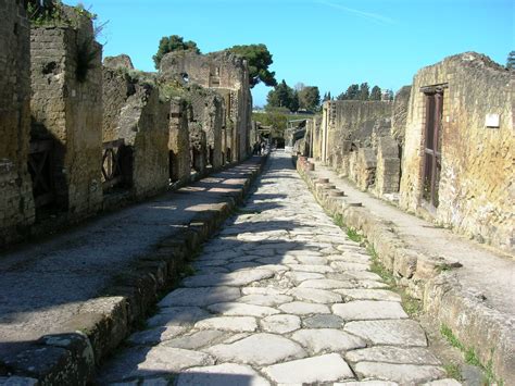 Casa Della Gemma Riapre La Pubblico La Domus Di Ercolano