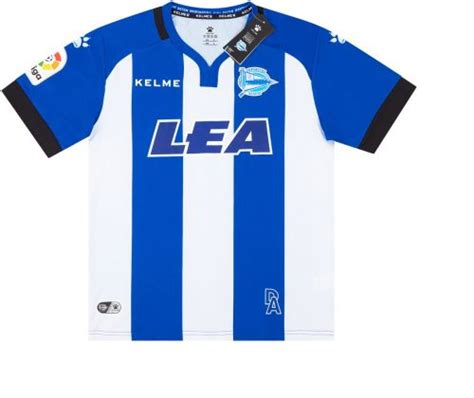 Deportivo Alavés 2017-18 Kits