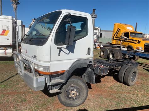 2004 MITSUBISHI CANTER 4X4 RIGID FRAME - JTPMD5165765 - JUST PARTS