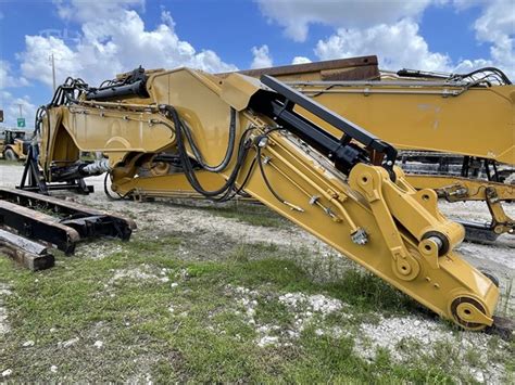 2020 Caterpillar 390fl For Sale In Miami Florida