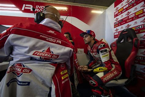 Team Federal Oil Gresini Moto2 Team Hard At Work On Day One Gresini Racing