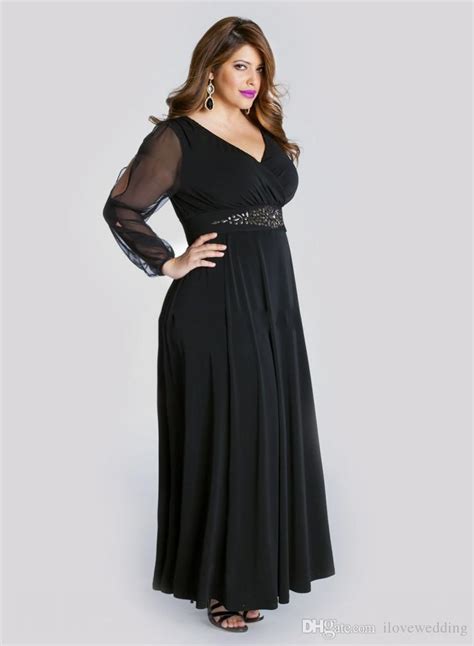 Elegant Black Plus Size Prom Dresses With Long Sleeve A Line V Neck